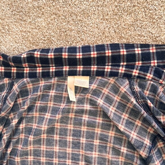 Fitted Blue Plaid Flannel with Patch Pockets M/L - Picture 4 of 8